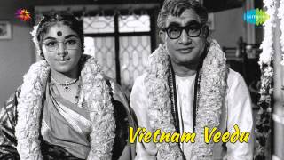 Vietnam Veedu | Paalakkaattu Pakkathile song