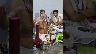 Sri.Delhi Shankar Bhagavadar explaining mutthu-kutthal