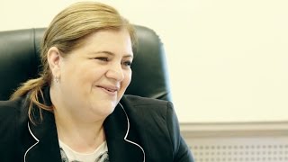პოლიტიკოსი ქალების პორტრეტები: ირინა იმერლიშვილი