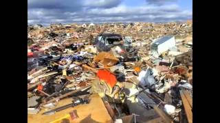 Tornadoes, powerful storms hit US Midwest, killing 8 - 11.17.2013