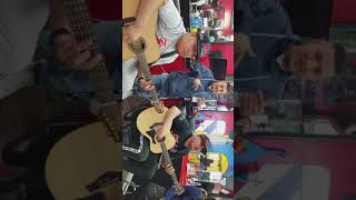 Fuerza Regida - En modesto se la pasa (live) Corridos 2018