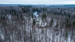 野生の8日間：洞窟の中で一晩、古い帽子、石造りの家、狭い掘り出し物