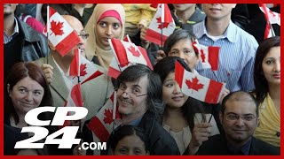 POLL: 64% say fewer immigrants should be accepted in 2025 in Canada