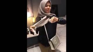viral video bokep jilbab indo mahasiswa beg*tuan di hotel