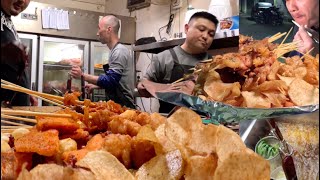 武汉小哥想每天吃炸串，自家楼下开店，火成行业第一，月入10万 Hot street fried skewers in Wuhan