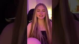 Camille Periscope Live 504 🥰❤💋 #periscope #livestream #broadcast #beautiful #vlog