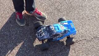 Horizon Hobby Circuit Stadium Truck - Part 1