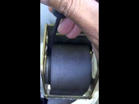 How to fix locked seat belt retractor How to fix locked seat belt retractor