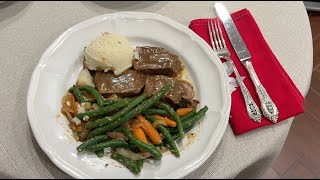 Front Porch Pantry Cider-Braised Beef, Potatoes, Green Beans & Apple Butter Carrots Review