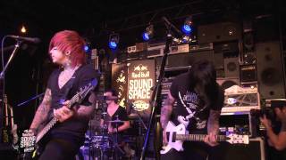 Falling In Reverse "I'm Not A Vampire" (Live In The Red Bull Sound Space At KROQ)