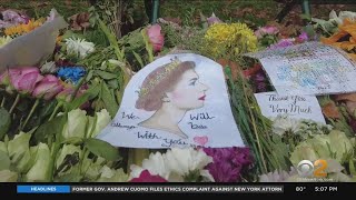 Americans in England paying respect to Queen Elizabeth II