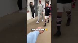 He got the fist bump from Cristiano Jr. 😅