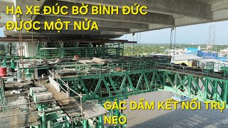 Cầu Rạch Miễu 2 mới nhất: xe đúc bờ Bình Đức hạ được một nửa, gác dầm kết nối trụ neo