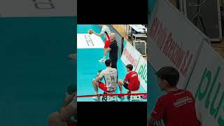 YACINE LOUATI AS A BALLBOY 😅 #siatkówka #volleyball #plusliga