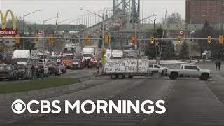 U.S. economy hit by border closures from Canadian trucker vaccine mandate protests