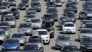 France to allow congestion charges in bid to reduce traffic jams