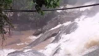 Maranatty Waterfall's Danger in Rainy season.