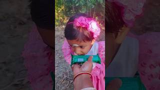 এই ছুটকি তর মুখে কি🍫🍫🤣😄#shorts#funny # viral# funneshorts