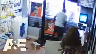 Two Men Get Trapped in Store During Robbery Attempt | I Survived a Crime | A&E