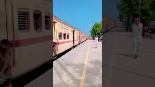 14507-Fazilka intercity express old Delhi junction to fazilka junction #old delhi #train#traveling