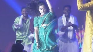 Rashmika Mandanna And Vijay Deverakonda MIND BLOWING Mass Dance | Dear Comrade Musical Festival | DC