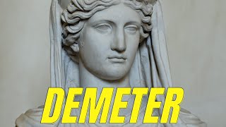 Demeter – bogini płodności ziemi, urodzaju, ziemi uprawnej, zbóż, rolnictwa; matka Kory-Persefony