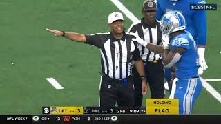 Jamaal Williams hits ref in the head with football & apologizes