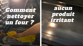 Comment nettoyer un four en utilisant des produits maison.