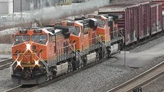 BNSF 727 heads towards Seattle (02/2013)