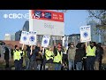 55,000 Canada Post workers go on strike ahead of busy holiday season