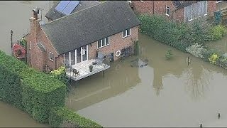 Southern England braced for further floods over weekend