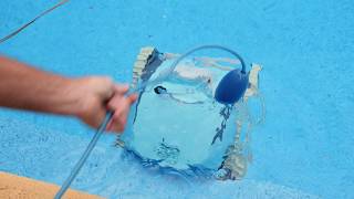 How to use and clean your robotic pool cleaner?