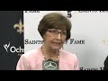 former louisiana gov. kathleen blanco accepts award at saints hall of fame