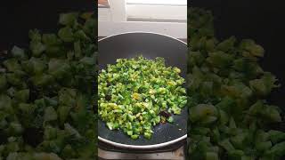 கசப்பு இல்லாமல் பாகற்காய் பொரியல்/bitter gourd fry recipe tamil #shorts #poriyal #pavakkaiporiyal