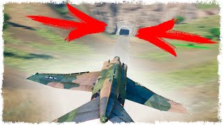 В УЗКУЮ ДЫРОЧКУ НА ИСТРЕБИТЕЛЕ!!! БИТВА В WAR THUNDER!!!