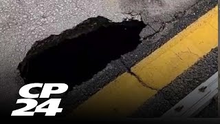 11-foot-deep sinkhole causing 'major problems' on Highway 400