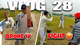 Batting karke Tod di Stumps | Fight in a Thrilling T20 Cricket Match | Wet Wicket😱