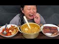 ramen braised pork and kimchi simple mukbang