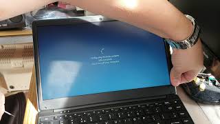 Replacing a GEO540 Laptop Screen - Should apply to any 14\