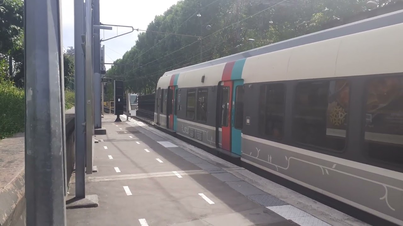 RATP - Départ D'une MI79 + MI84 En UM Du RER B à Denfert Rochereau ...