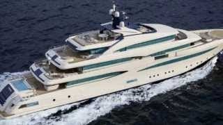 CRN 131 74MT Yacht