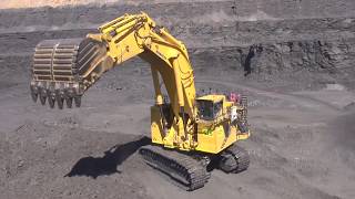 Komatsu PC 7000 Assembly | Hardhat Media