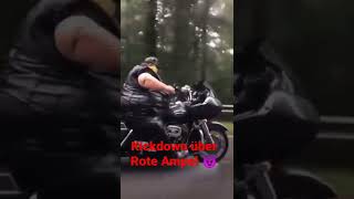 Cengiz44tv fährt durch Bochum auf seiner Harley