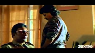 Nagarjuna Antham Movie Scenes - An Inspector discussing a Assassinate case  - Urmila, RGV