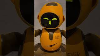 Eilik DQ wishes you a Merry Christmas! - #mattysworld #robot #robots #christmas #shorts