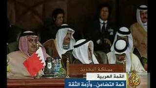 معمر القذافي يطلق النار على الزعماء العرب kadafi