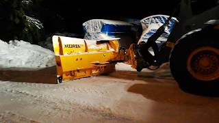 Snow removal with Meiren new VTS03 series plow