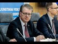 2025-02-25 „Seimo savaitė“ su vertimu į gestų kalbą