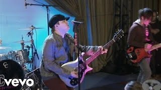 Fall Out Boy - Sugar, We're Goin Down (Live Sets On Yahoo! Music)