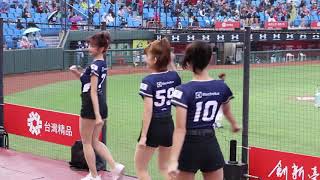 20201018 中信 Vs 樂天 5局中場舞 卉妮 Fancam